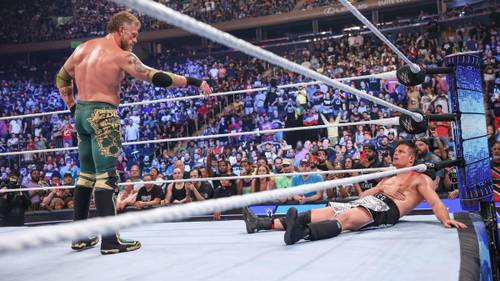 Edge vs Grayson Waller en WWE SmackDown