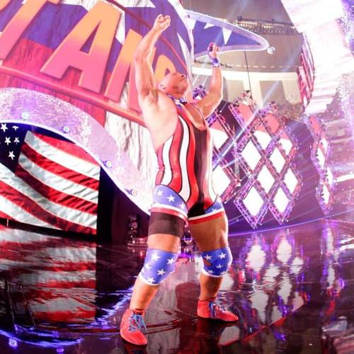 Triple H ofreció a Kurt Angle un nuevo rol en WWE