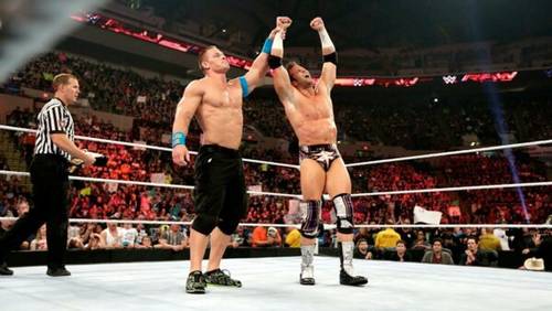 John Cena y Zack Ryder festejando en WWE Raw