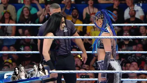 Stephanie Vaquer y Giulia en WWE SMACKDOWN 10 de octubre 2025