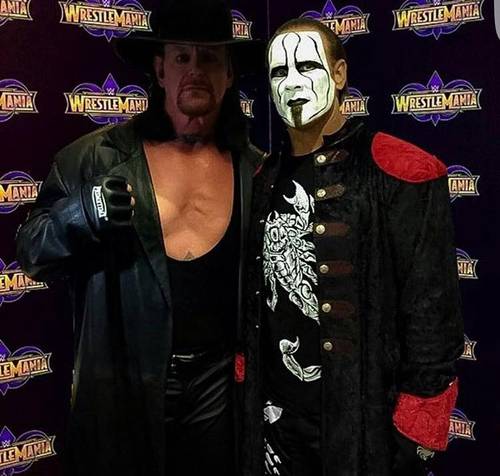 Montaje de The Undertaker y Sting juntos en la Conferencia de Prensa de WWE WrestleMania 34 / SÚPER LUCHAS - SuperLuchas.com