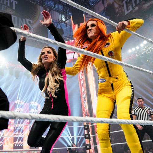 Trish Stratus y Becky Lynch en Night of Champions 2023 WWE