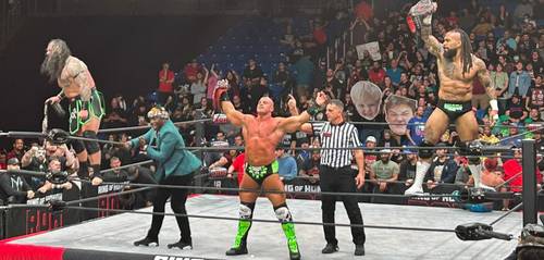 The Embassy (Brian Cage Bishop Kaun y Toa Liona, con Prince Nana) nuevos Campeones Mundiales de Trios ROH en ROH Final Battle 2022 (10 de diciembre de 2022) / ROH