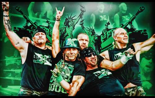 D-Generation X (DX - Road Dogg, Shawn Michaels, Triple H, X-Pac y Billy Gunn) reunidos en el Raw 1000 (23/07/2012) / WWE©
