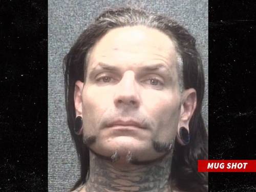 Más detalles del arresto por &quote;intoxicación pública&quote; de Jeff Hardy