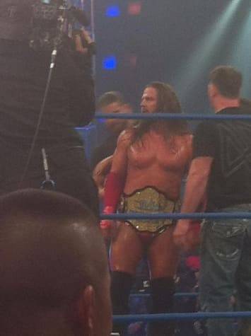 James Storm NUEVO TNA World Heavyweight Champion (18.10.11) / Photo by: Didi Francique