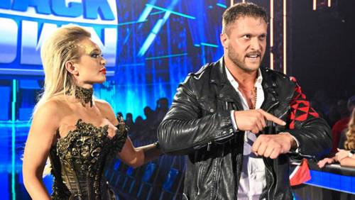 Scarlett Bordeaux y Karrion Kross regresan a WWE en SmackDown (05/08/2022) / WWE