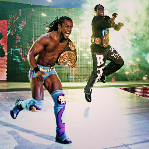 Kofi Kingston y R-Truth como Campeones de Parejas WWE en 2012