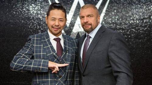 Shinshuke Nakamura es Bienvenido a WWE por Triple H (21/02/2016) / WWE©