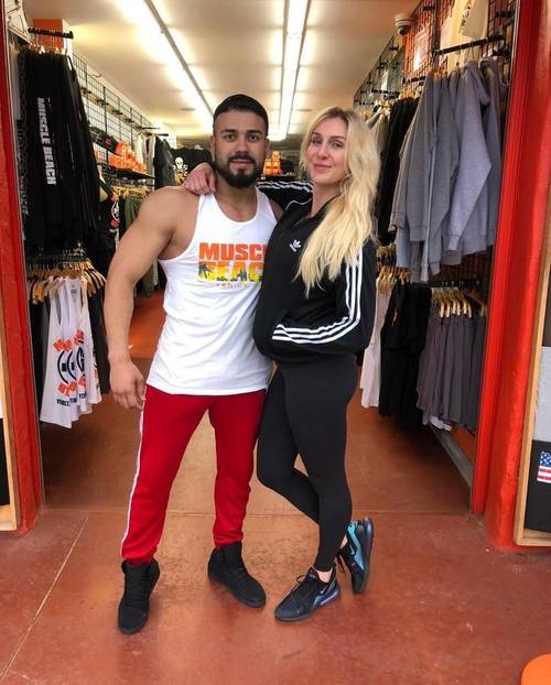 Charlotte Flair y Andrade