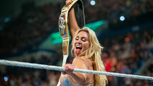Charlotte Flair como Campeona SmackDown / WWE