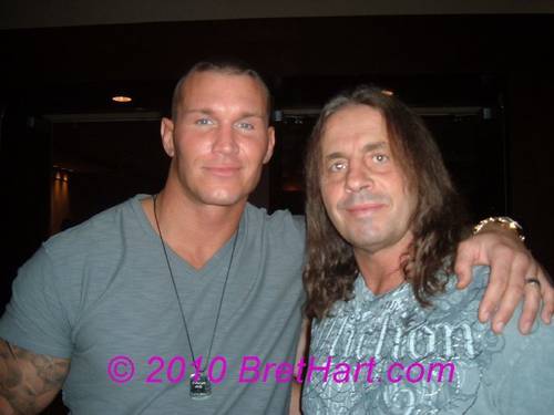 Randy Orton y Bret Hart (Recordemos que Bret siempre ha hablado muy bien del trabajo de Orton) / Photo by Brethart.com