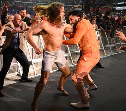 Enfrentamiento entre Riddle y Rollins en SummerSlam
