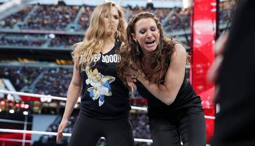 Ronda Rousey Stephanie McMahon