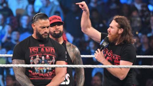 Roman Reigns y Sami Zayn en SmackDown WWE