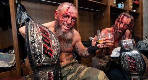 The Briscoes como Campeones Mundiales de Parejas ROH tras ROH Final Battle