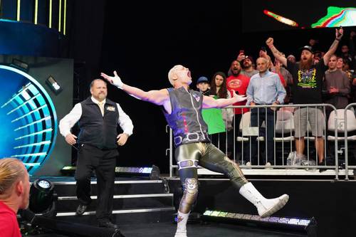 El último AEW Dynamite venció en ratings al WWE Raw de esta semana