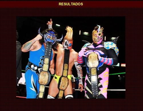 Los Invasores (Psicosis -II-, Mr. Águila y Kráneo), nuevos Campeones Nacionales de Tríos / Arena México - 16 de diciembre de 2012 / www.cmll.com