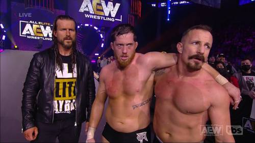 Adam Cole, Kyle O'Reilly y Bobby Fish en AEW Dynamite