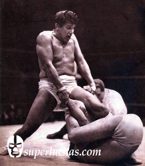 Ray Mendoza vs. René Guajardo (10 de marzo de 1967).