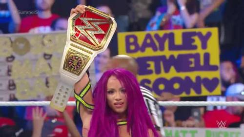 Sasha Banks NUEVA Campeona Raw al vencer a Alexa Bliss en WWE SummerSlam 2017 (20/08/72017) - Twitter.com/WWE