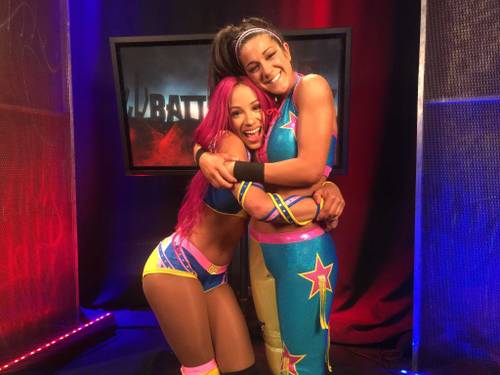 Sasha Banks y Bayley en WWE Battleground 2016 (24/07./016) / Twitter.com/SashaBanksWWE