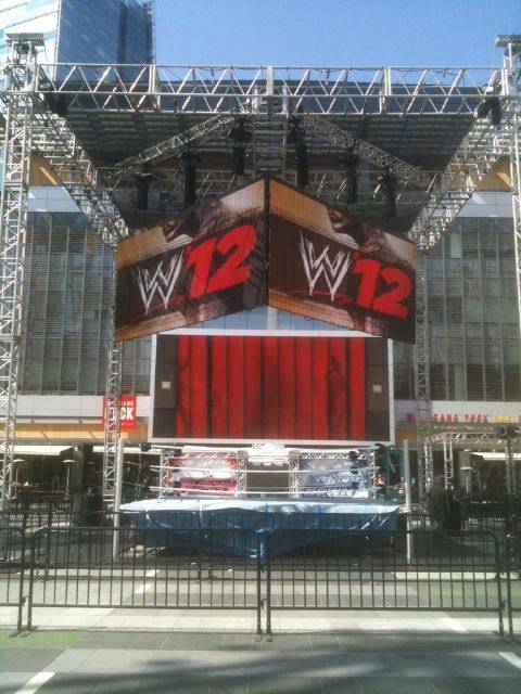 Set en donde se revelará el &quote;roster&quote; de WWE ‘12 - SummerSlam Fan Axxess 2011 / Vía Twitter: @RealCoryLedesma