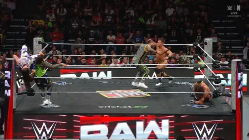 Batalla campal en WWE RAW 20 de octubre 2025