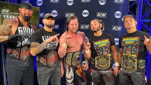 The Good Brothers, Kenny Omega y The Young Bucks tras bambalinas del AEW Dynamite del 6 de enero de 2021 - AEW