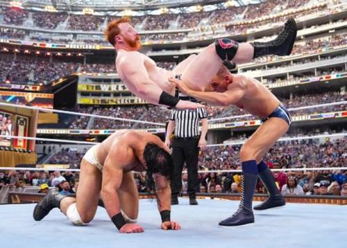 Drew McIntyre vs Sheamus vs Gunther en WrestleMania 39 WWE