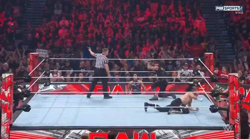 Dominik Mysterio vs Sami Zayn en WWE RAW 24 de julio 2023