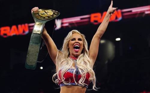 Dana Brooke como Campeona 24/7