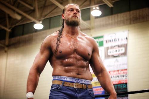 El ex-WWE Big Cass podría debutar esta noche en IMPACT! Wrestling