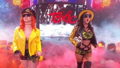 Toxic Attraction - WWE NXT 6 de septiembre 2022