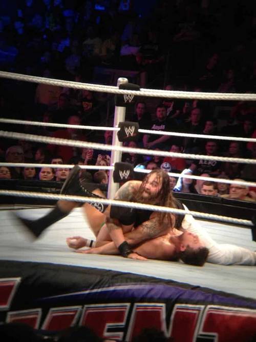 Bray Wyatt en WWE Maint Event // Imagen Creative Commons  por  smkimmel59