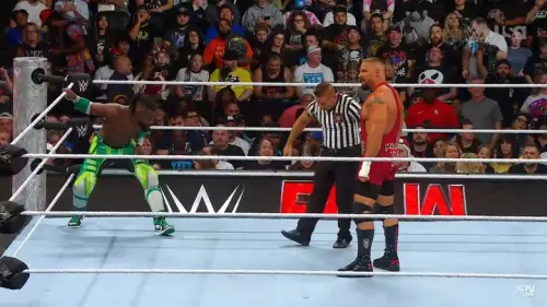 WWE Raw 14 de octubre de 2024 Kofi Kingston vs Bron Breakker