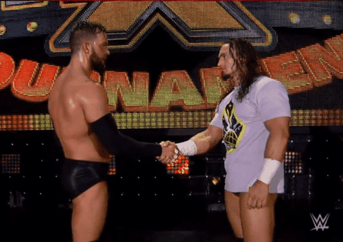 Finn Bálor y Adrian Neville en WWE NXT - Captura de pantalla