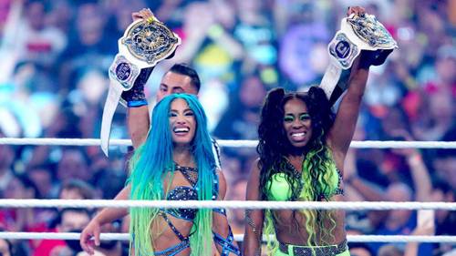 Sasha Banks y Naomi - WrestleMania 38