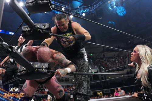 Superluchas - Luchadores de WWE en un ring de lucha libre aclaran polémica relacionada con CM Punk.