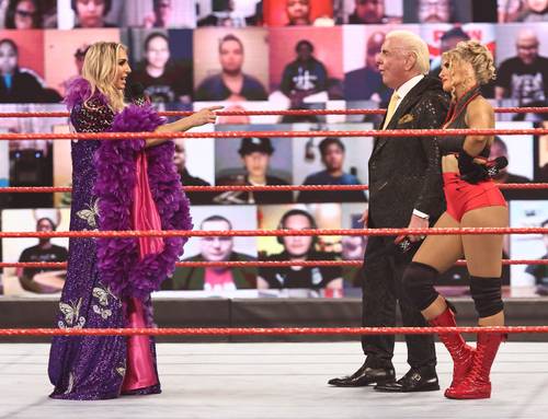 Lacey Evans (y Ric Flair) rivalizando con Charlotte Flair