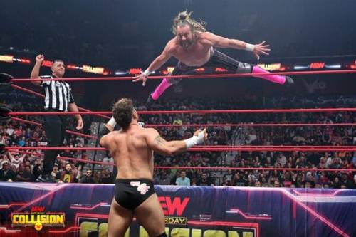 Superluchas - Bully Ray critica al árbitro en el combate MJF vs Kenny Omega.