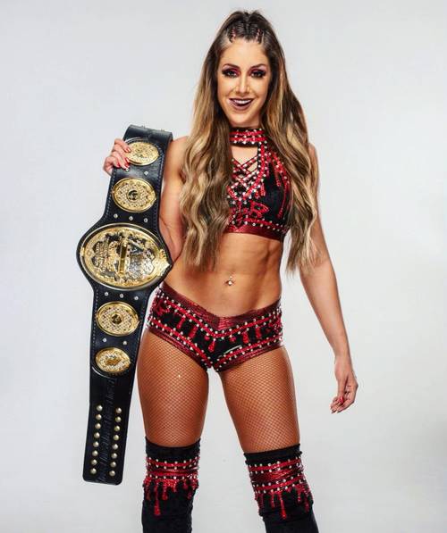 Thunder Rosa ya pone en aviso a Britt Baker tras su coronación