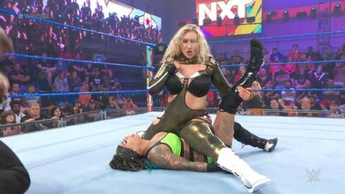 Nikkita Lyons vs Kayden Carter WWE NXT 27 de septiembre 2022