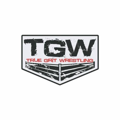 Superluchas - El logotipo de True Grit Wrestling sobre un fondo blanco.