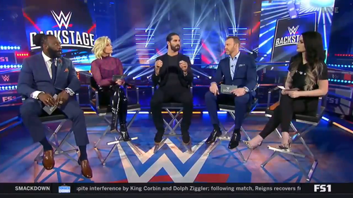 Panel de WWE Backstage junto a Seth Rollins
