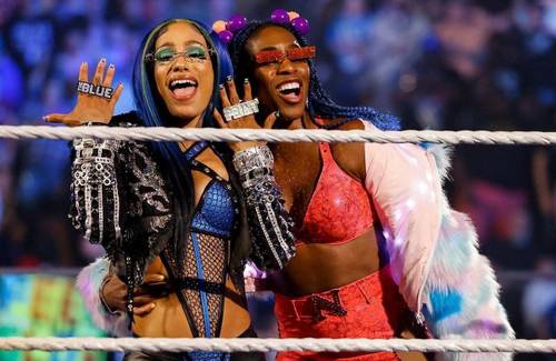 Naomi y Sasha Banks en WWE