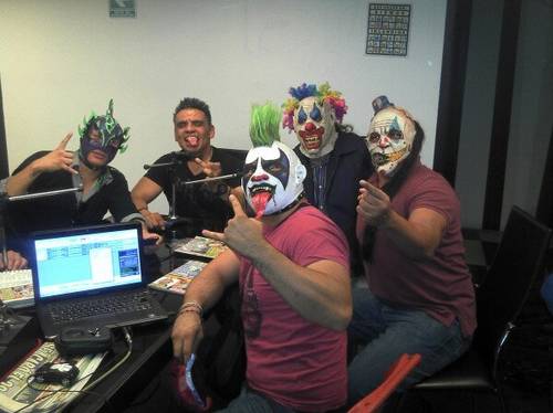Fénix, Halloween y Los Psycho Circus (Psycho Clown, Murder Clown y Monster Clown) / Photo by @Psychooriginal en Twitter