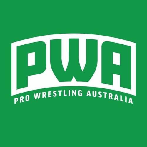 Superluchas - El logo de PWA sobre fondo verde en el evento Resultados Pro Wrestling Australia 1 de diciembre 2023.