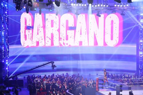 Johnny Gargano en Raw