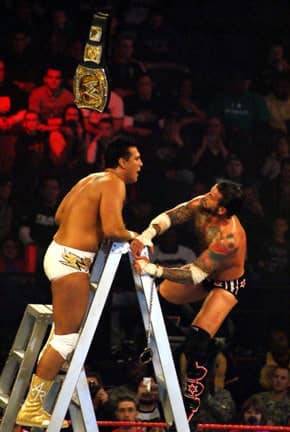 Alberto del Río y CM Punk buscan el WWE Championship en el PPV WWE TLC 2011 / Photo by: Jessica Smith - Flickr.com